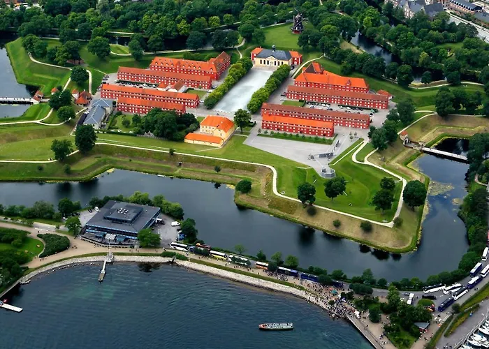 Lägenhet Stylish Spacious W 3br In