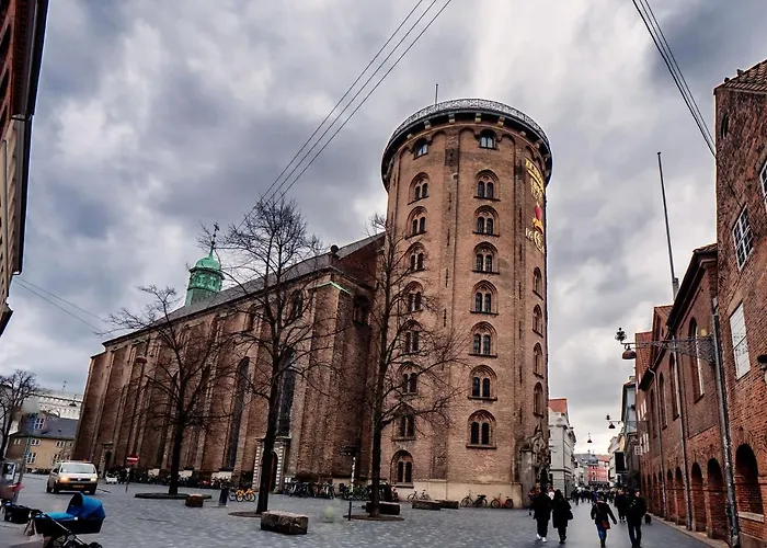 Stylish Spacious W 3br In Lägenhet