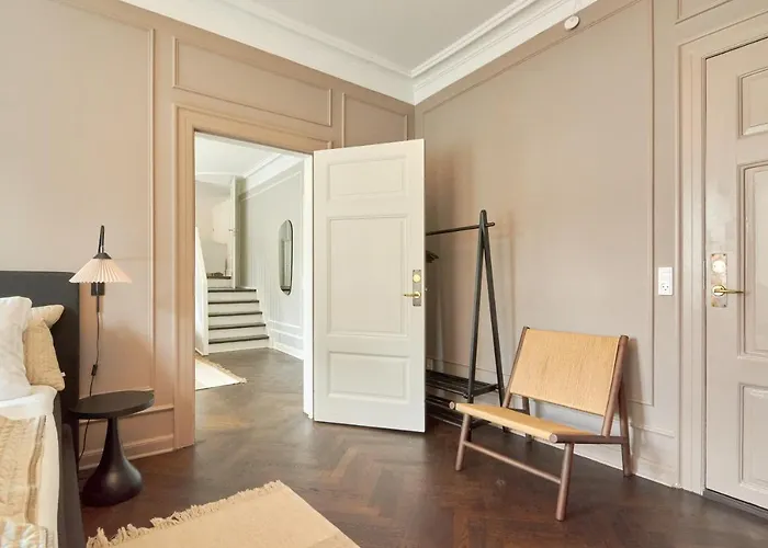 Lägenhet Stylish Spacious W 3br In