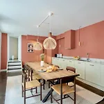 アパート Stylish Spacious W 3br In