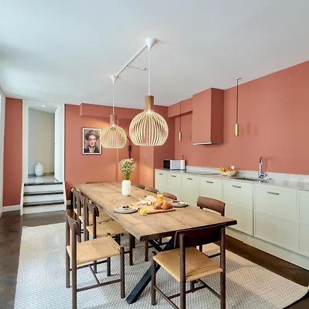 Apartament Stylish Spacious W 3br In